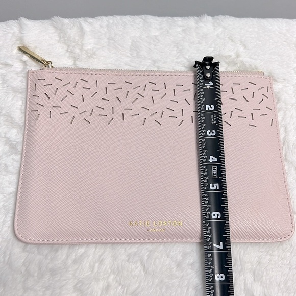 Katie Loxton Laser Cut-Out Vegan Leather Clutch Perfect Pink Pouch NWOT - Picture 7 of 7